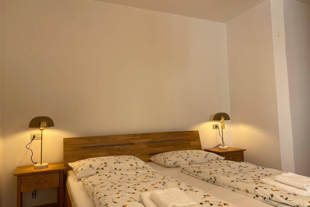 Grosse Wohnung Mit Garagenparkplatz Völs am Schlern Exterior photo